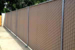 chain link privacy fence