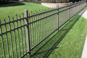 custom aluminum picket fence